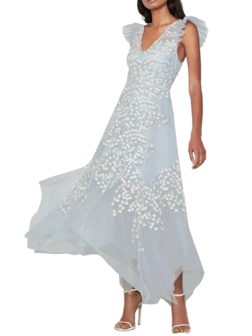 BCBGMAXAZRIA Blue Embroidered V-Neck tully Maxi Dress size 4. NWT